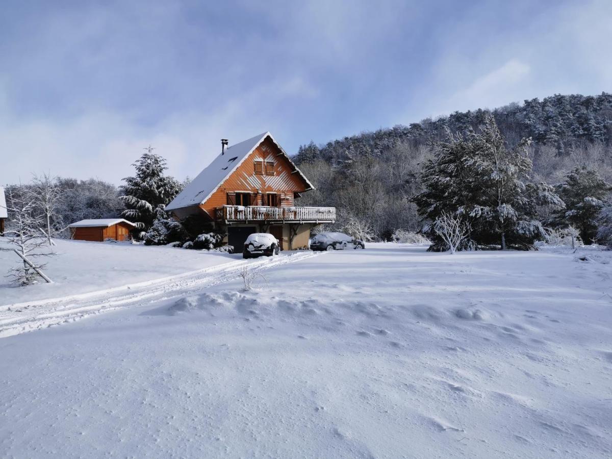 Chalet Entre Lac Et Volcan Мюроль Экстерьер фото